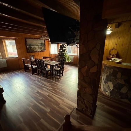 Hotel Опришок Palyanytsya Exterior foto