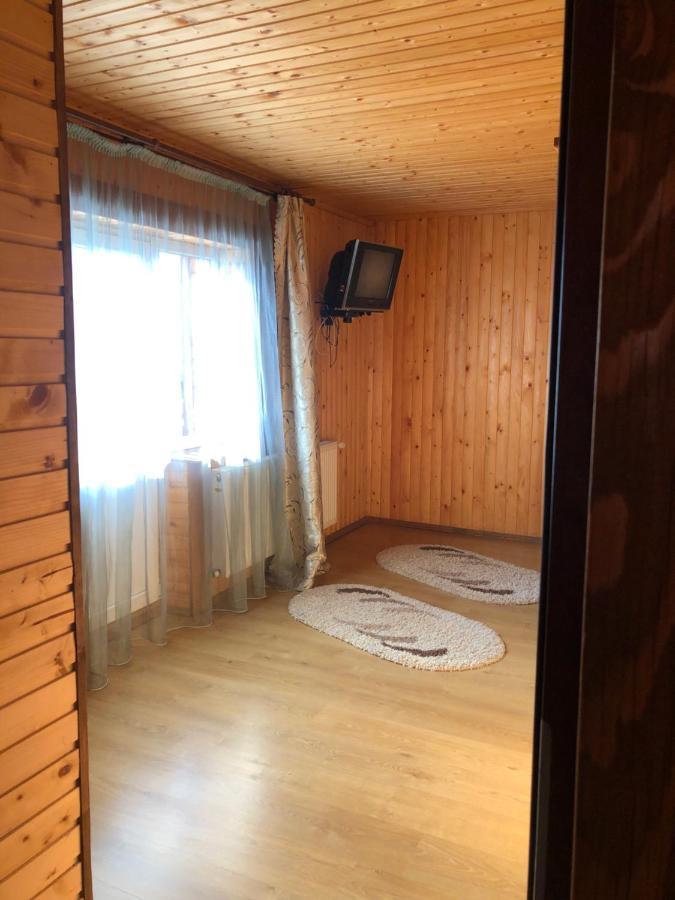 Hotel Опришок Palyanytsya Exterior foto