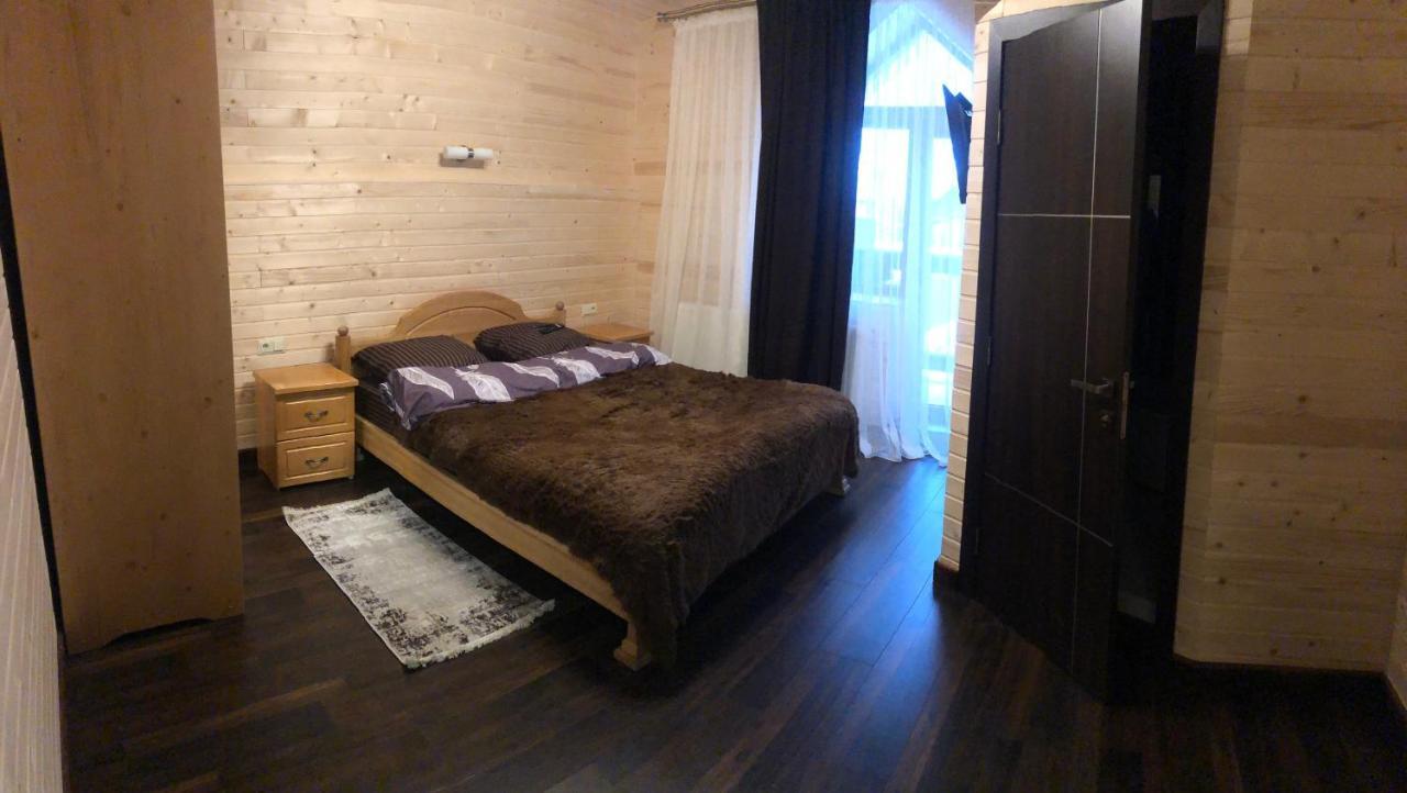 Hotel Опришок Palyanytsya Exterior foto