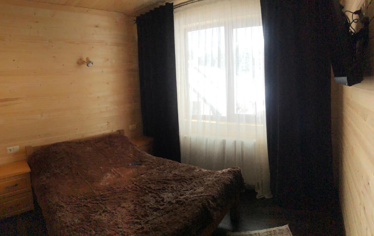 Hotel Опришок Palyanytsya Exterior foto